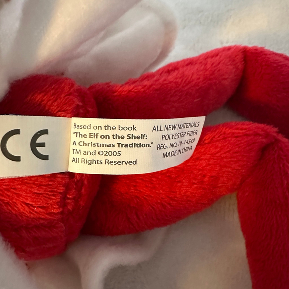 Elf on the Shelf Doll 15" Red White Plush Girl Skirt Christmas Tradition Holiday - Picture 6 of 6